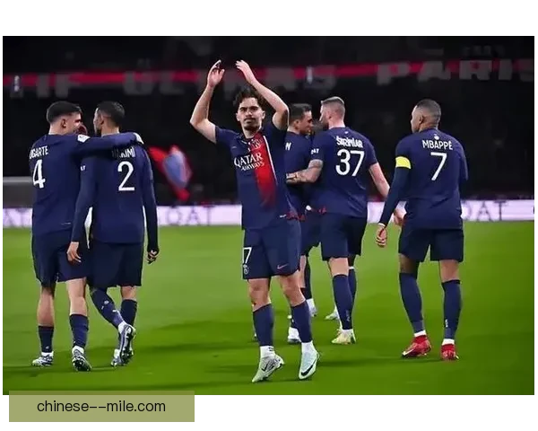 德里赫特欧冠主场力压防线头槌破门点燃全场助球队奠定胜局关键战